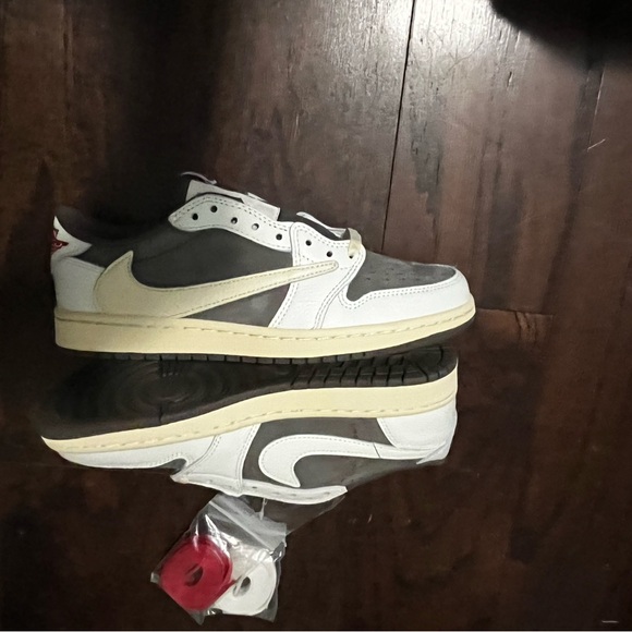 Travis Scott reverse mochas - Picture 6 of 8